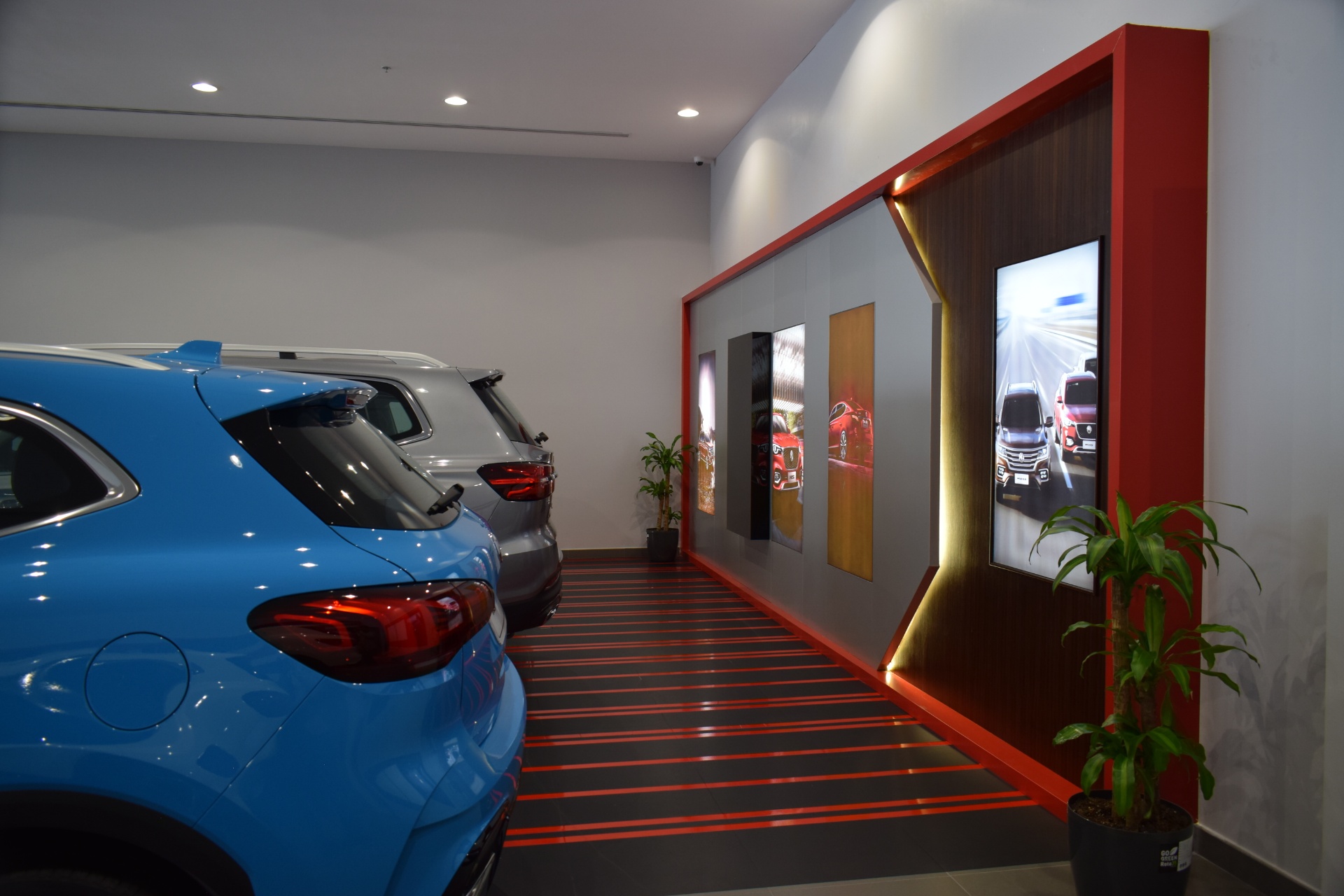 MG Hera Street Showroom